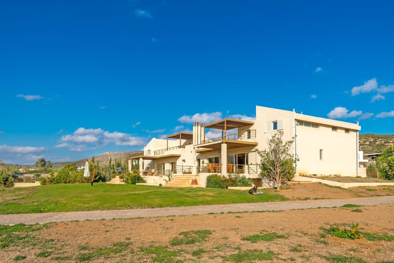 Legrena Beach Villa 수니언 외부 사진