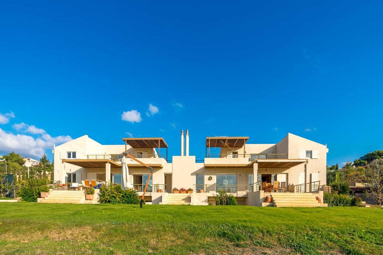 Legrena Beach Villa 수니언 외부 사진