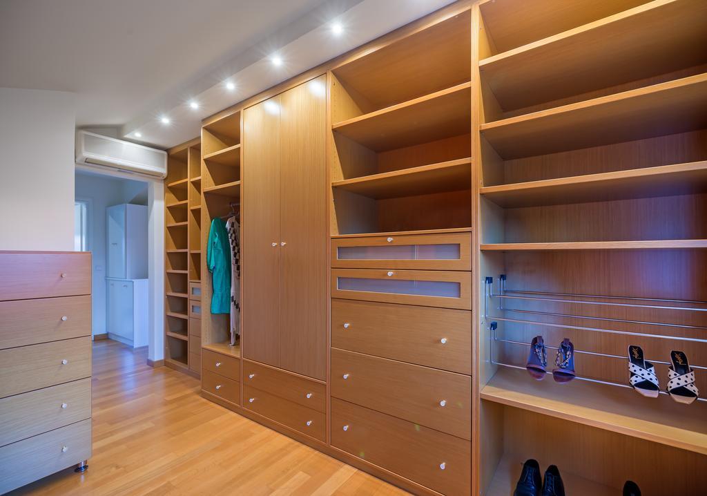 Legrena Beach Villa 수니언 외부 사진