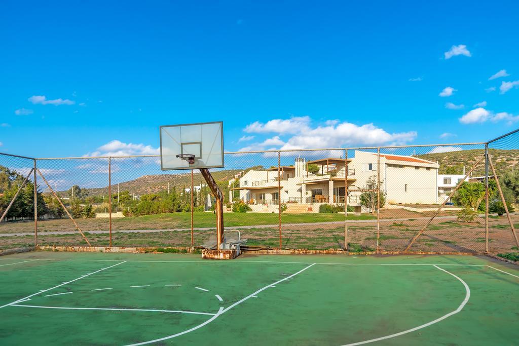 Legrena Beach Villa 수니언 외부 사진