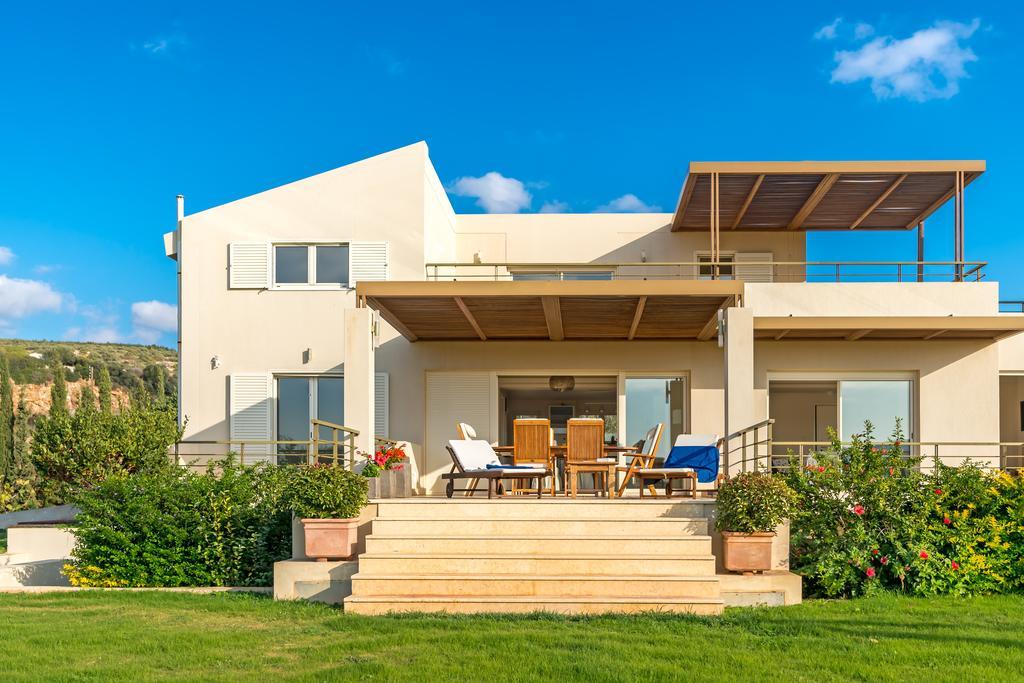 Legrena Beach Villa 수니언 외부 사진
