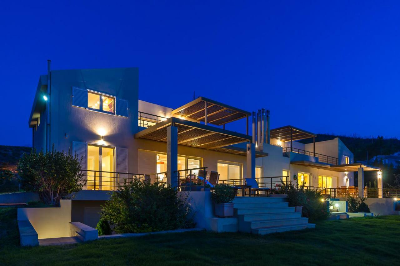 Legrena Beach Villa 수니언 외부 사진